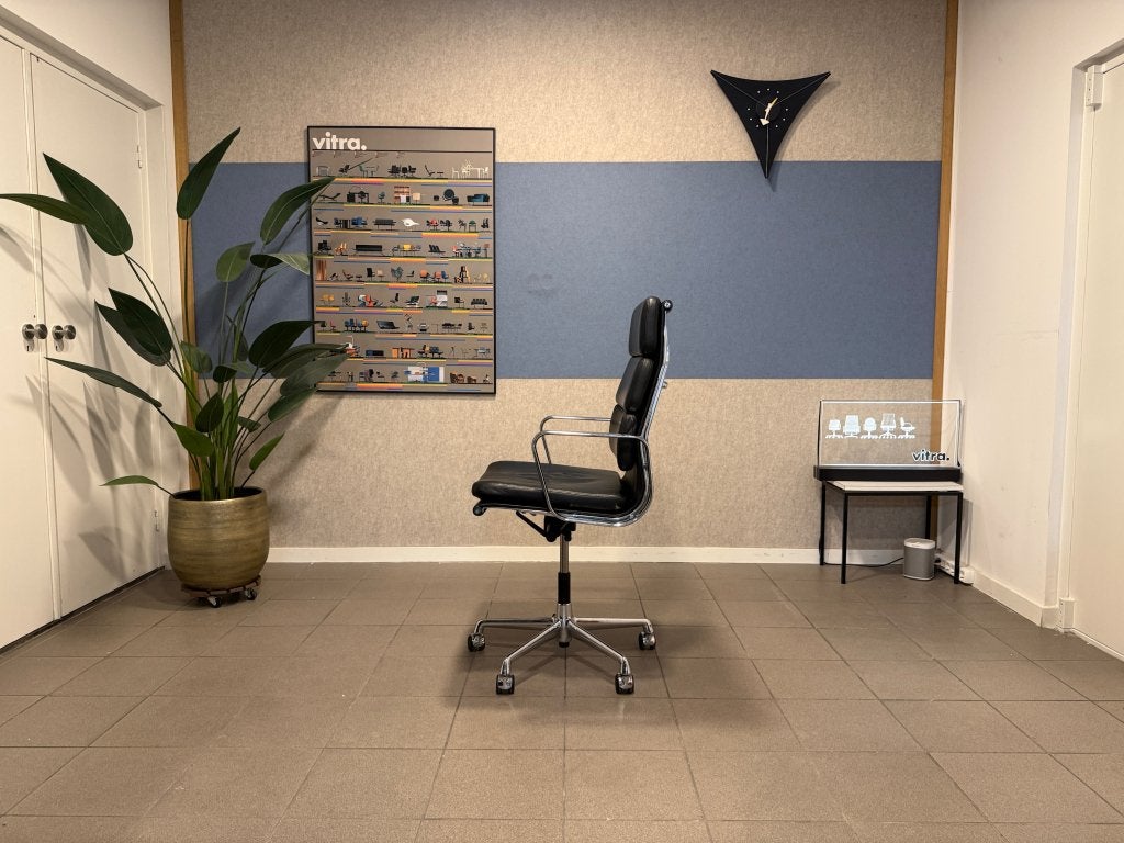 Vitra | Eames | EA219 | Zwart Leder & Chrome | 1x, Vitra, Gebruikt, Zwart, Ophalen of Verzenden