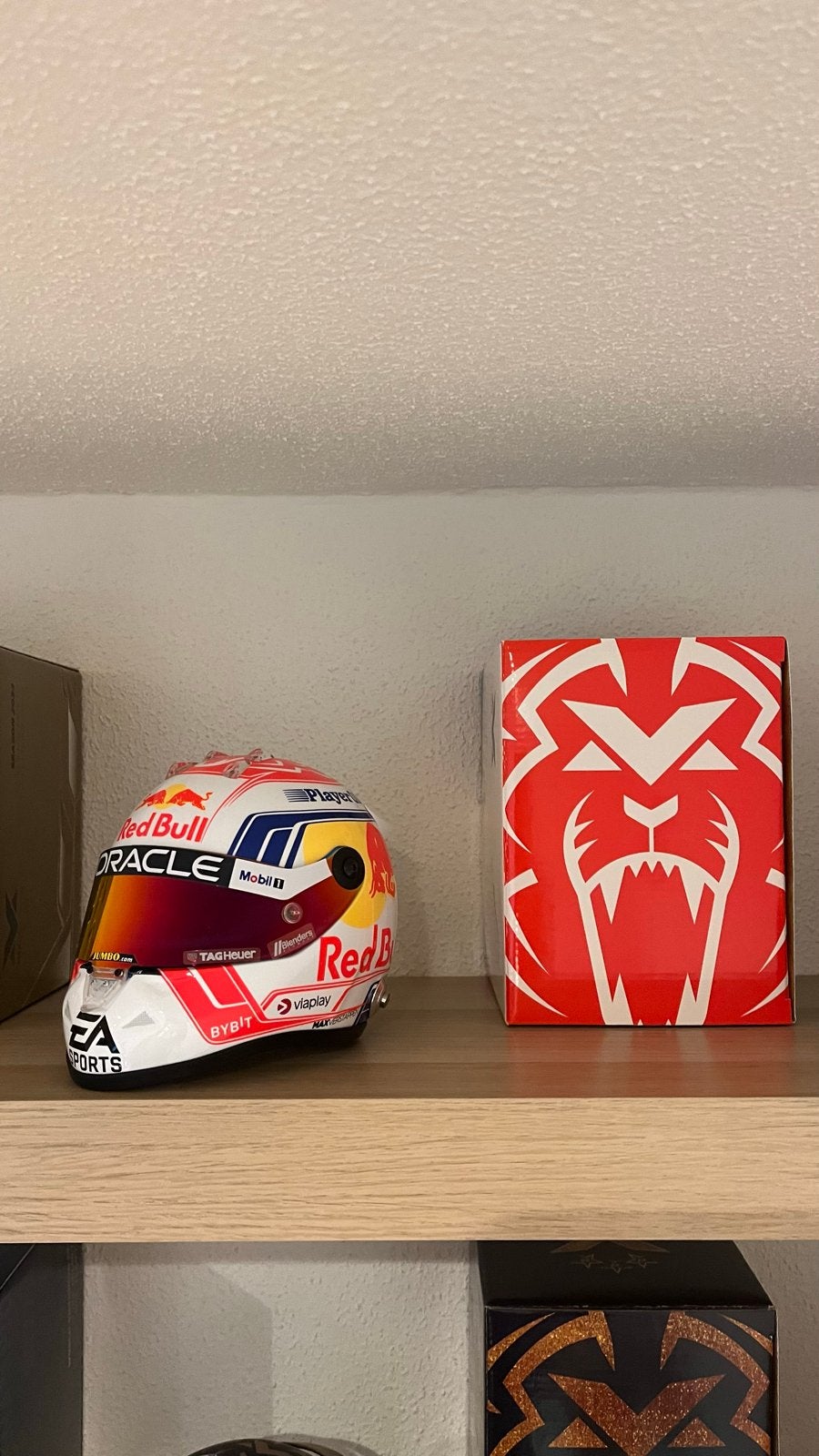 Max Verstappen Helm 1:2 - Season 2023, Ophalen of Verzenden, Nieuw, Formule 1