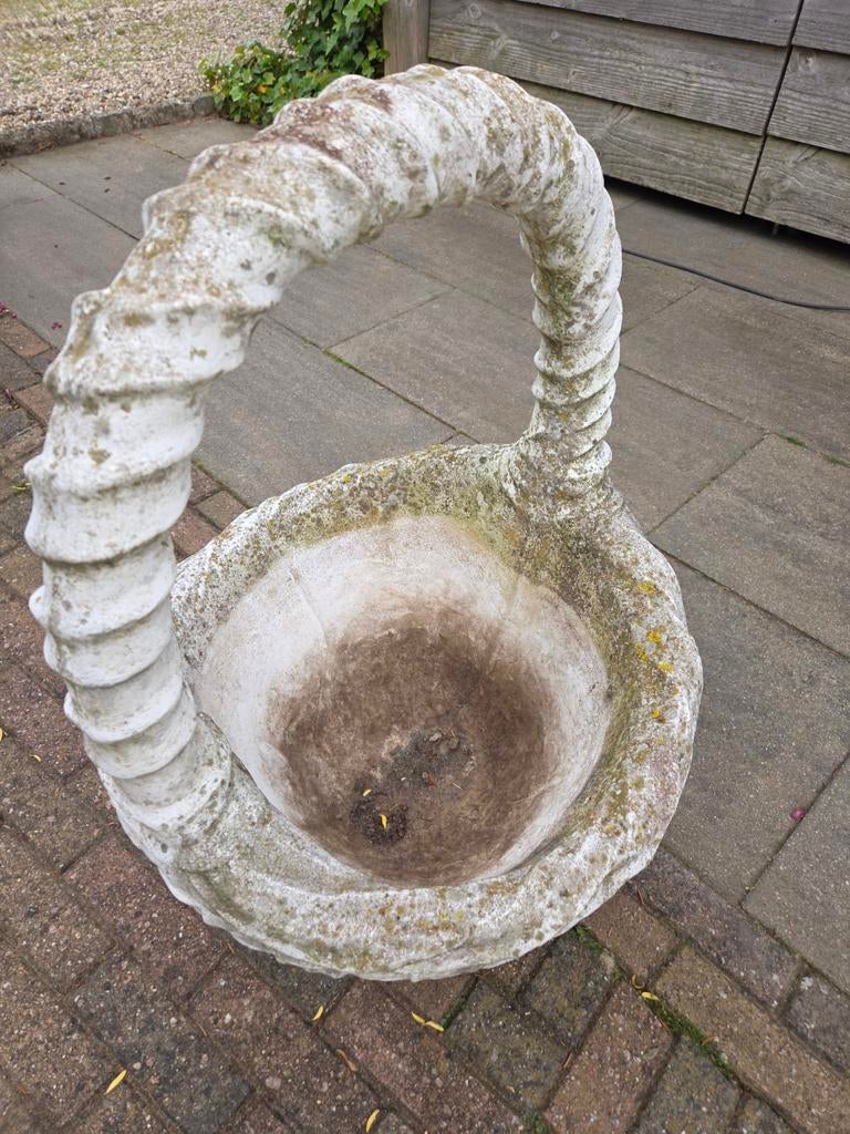Bloembak steen mand, Tuin en Terras, Ophalen, Rond, Steen, Minder dan 30 cm
