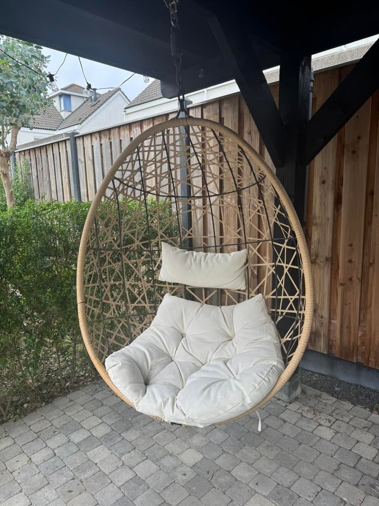 Hangstoel zonder standaard, Ophalen, Gebruikt