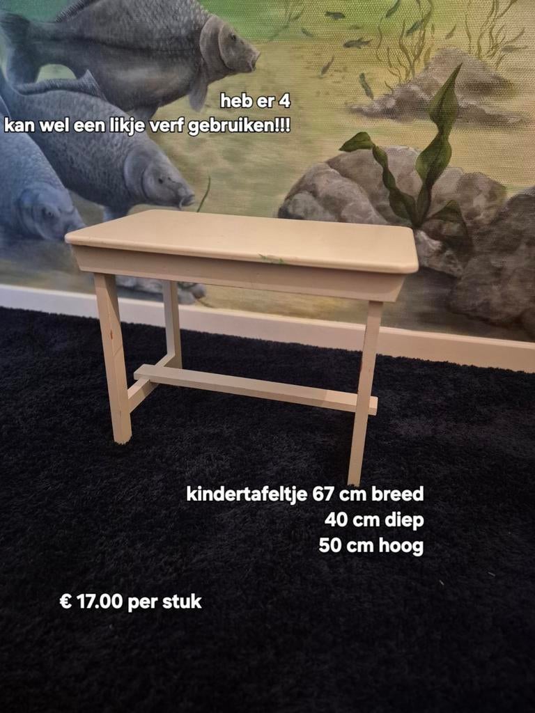 Kindertafeltje - 67x40x50 cm - kan verf gebruiken, Ophalen, Gebruikt, Tafel(s)