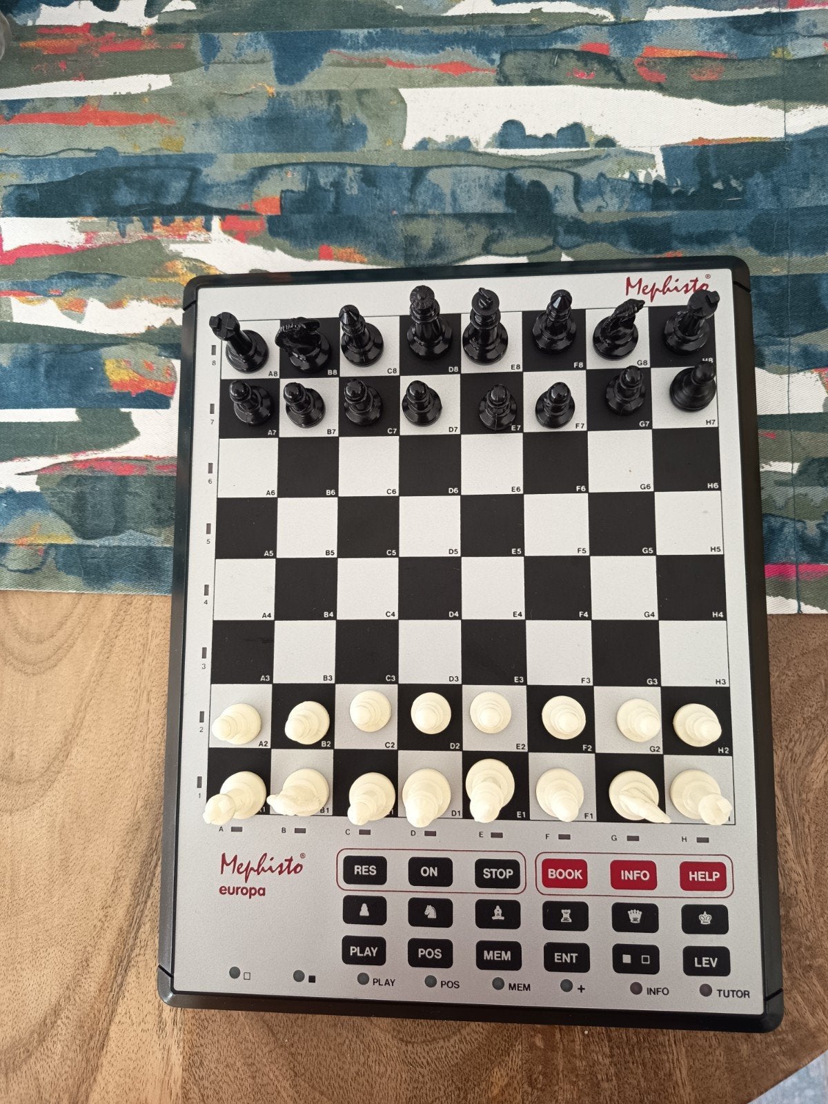 Mephisto Europa Schaakcomputer met Koffer en Handleiding, Een of twee spelers, Ophalen, Gebruikt, Hegener + Glaser