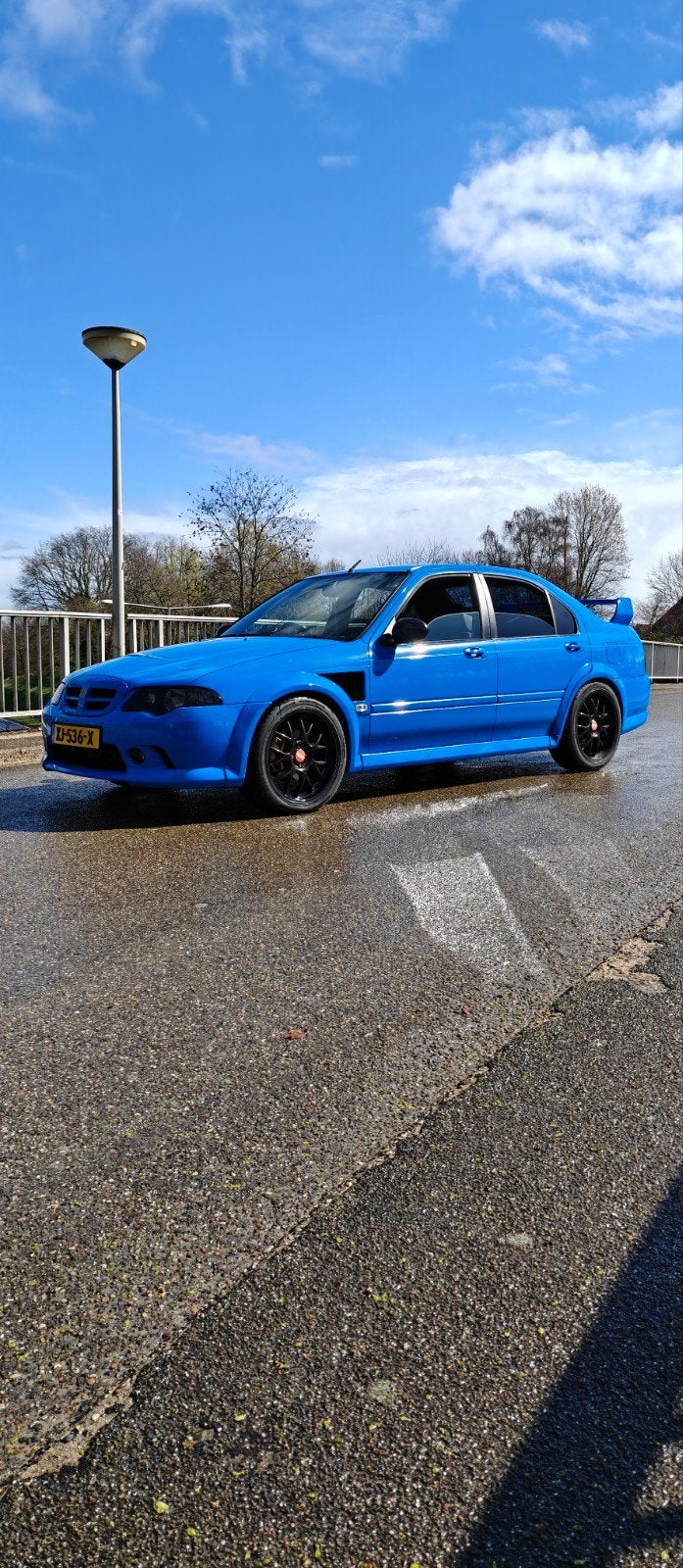 MG ZS 2.5 180 SDN 2004 Blauw RHD, Auto's, MG, Voorwielaandrijving, 2497 cc, 11 km/l, Handgeschakeld