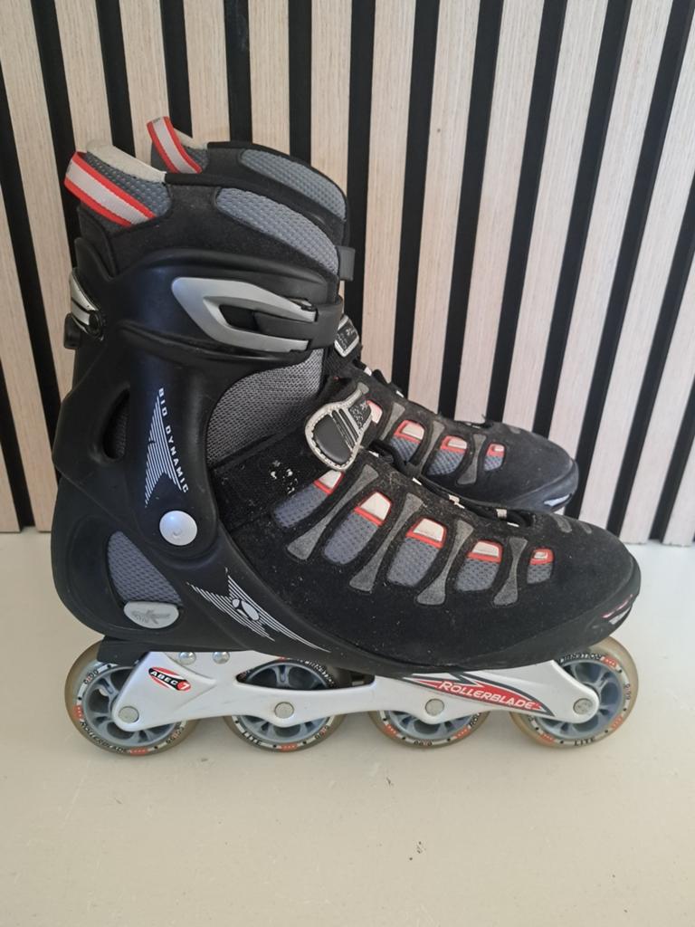 Maat 44 Rollerblade skates - skeelers, Sport en Fitness, Skeelers, Ophalen of Verzenden, Zo goed als nieuw