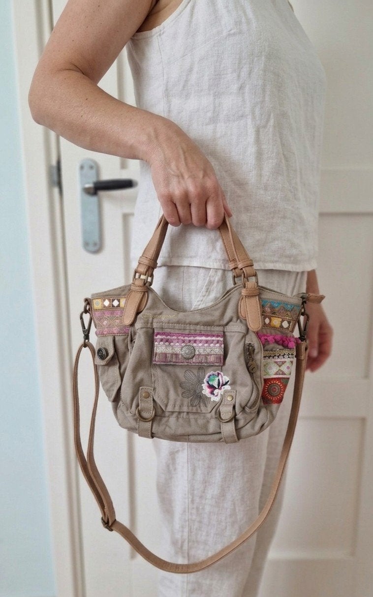 Leuk kleurrijk tas van Desigual, Ophalen of Verzenden, Zo goed als nieuw, Beige, Overige merken