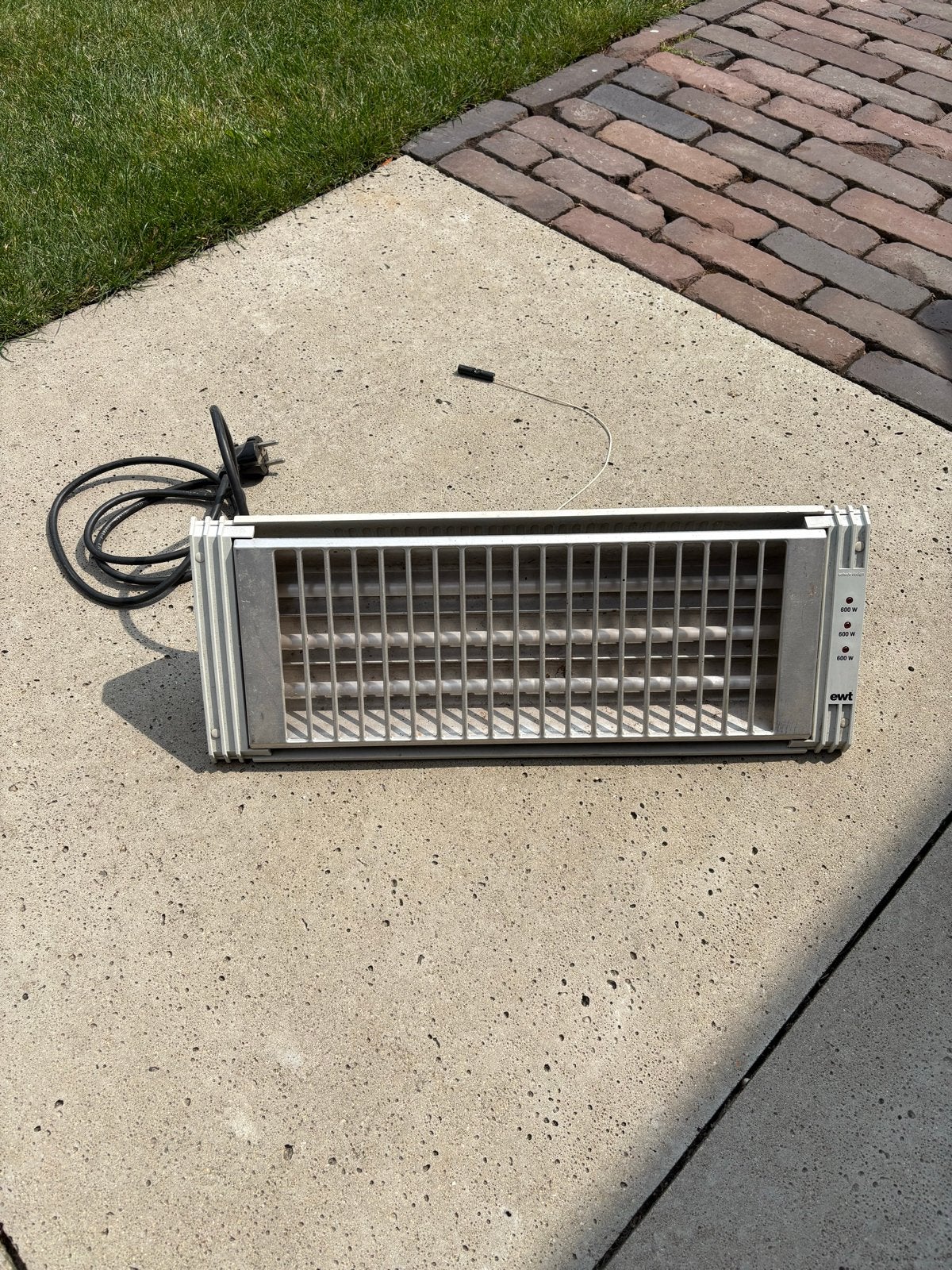 EWT wandkachel 1800W met 3 standen, Ophalen, Gebruikt