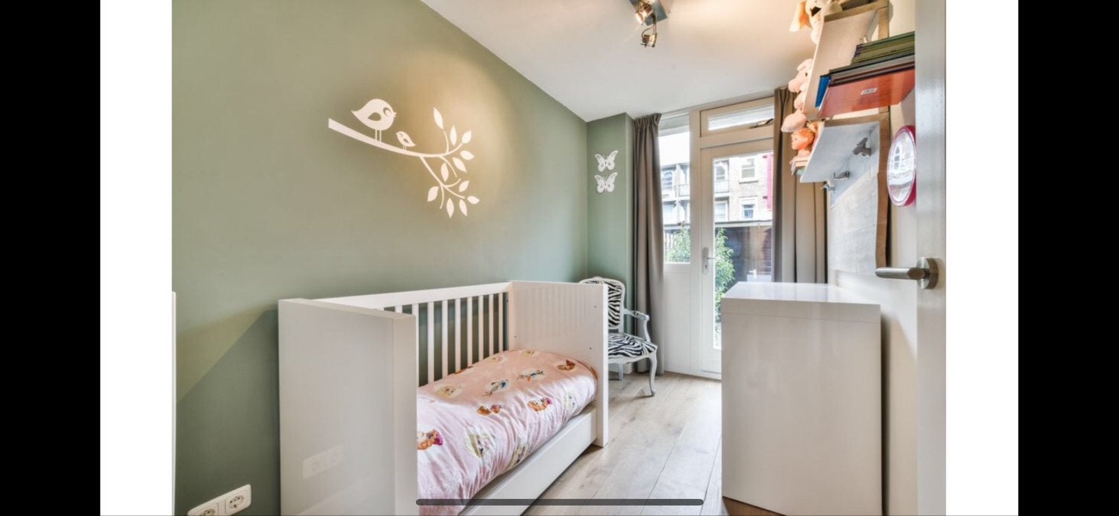 Hoogglans ledikant wit babypark, Ophalen, Zo goed als nieuw, Ledikant