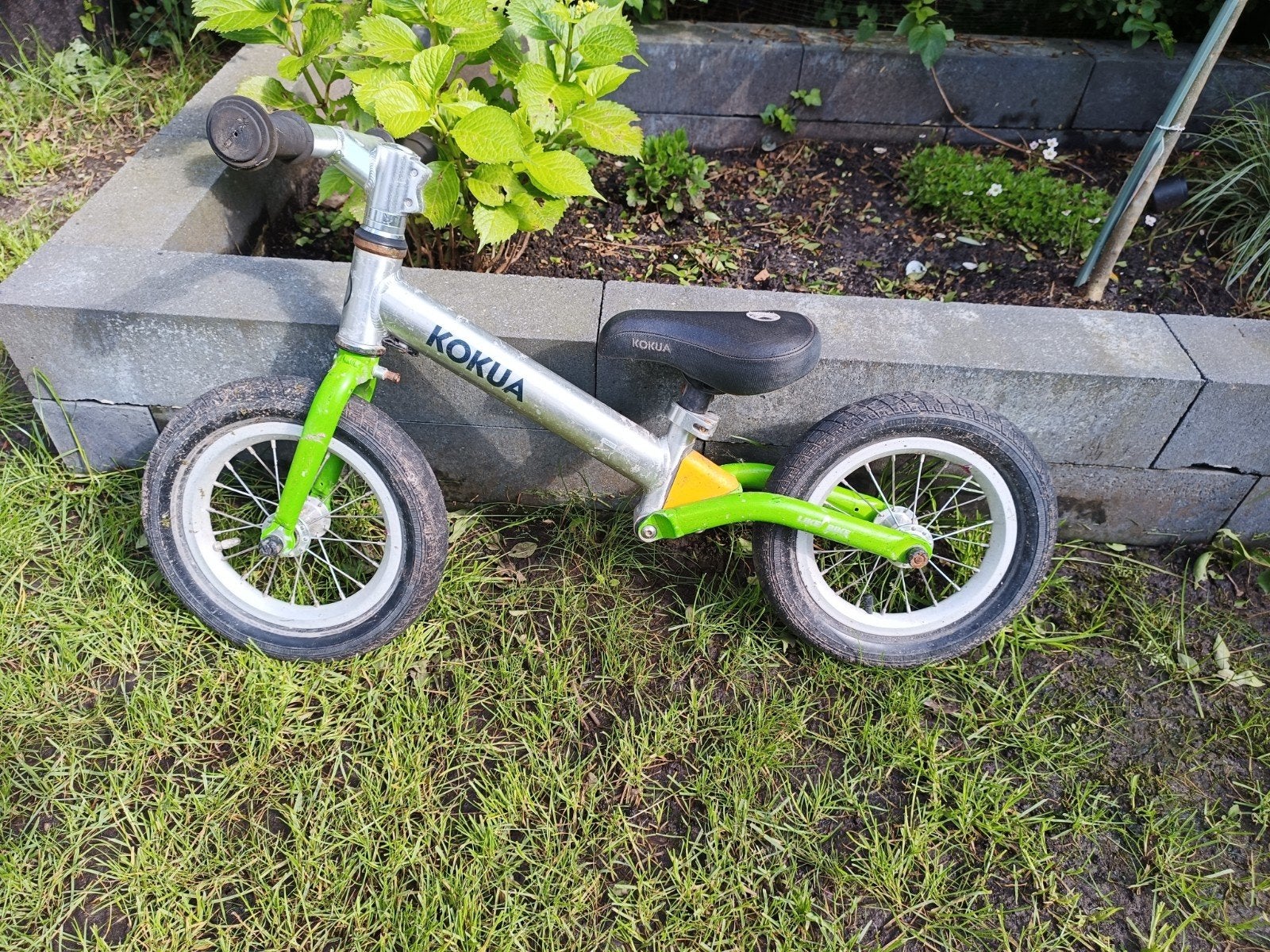 Kokua loopfiets, zilver/groen, 12 inch, Ophalen, Gebruikt, Minder dan 16 inch, Kokua
