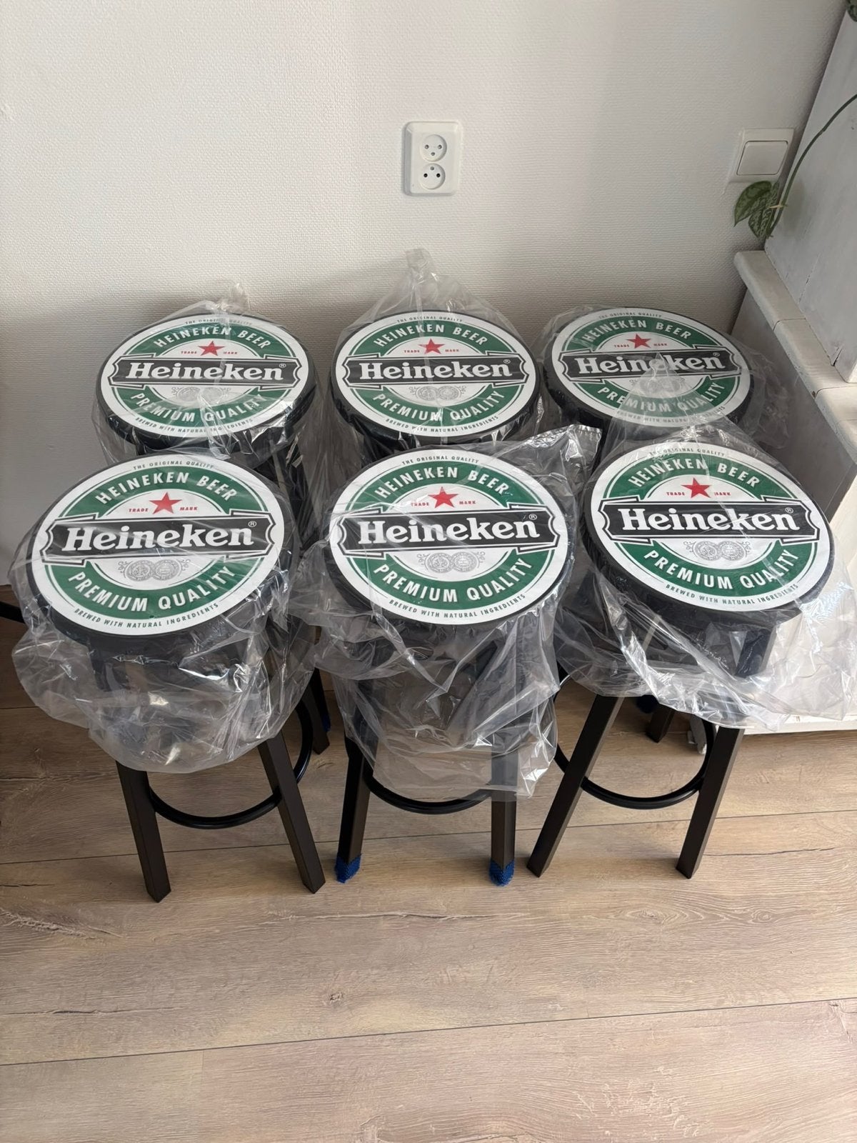 Nieuwe barkrukken diverse merken (Heineken, Hertog Jan etc.), 5 krukken of meer, Met voetsteun, 60 tot 90 cm, Nieuw