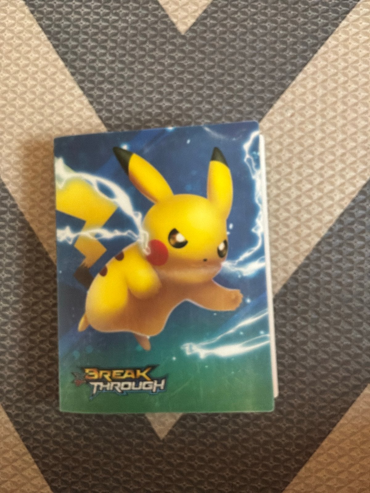 Pikachu Pokémon Kaartenmap - BreakThrough Editie, Ophalen of Verzenden, Gebruikt, Overige typen