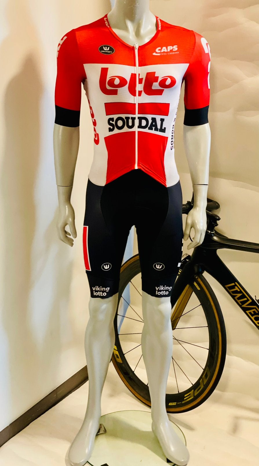 Wielrenkleding wielrenpak snelpak koerspak speedsuit maat M, Ophalen of Verzenden, Zo goed als nieuw, Bovenkleding, Heren
