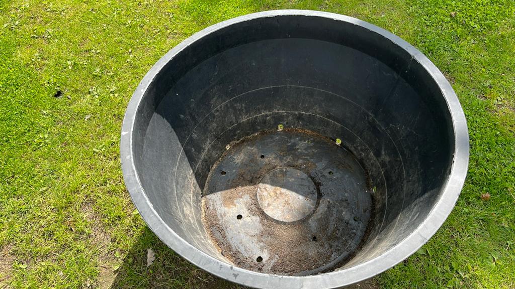 Grote zwarte kunststof plantenbak voor buiten, Kunststof, Gebruikt, 100 cm of meer, Rond