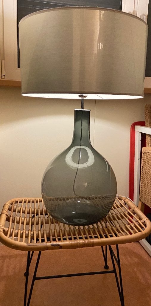 Tafellamp met glazen bolvoet van rookglas, Ophalen, Vintage, Met kap, 80 cm