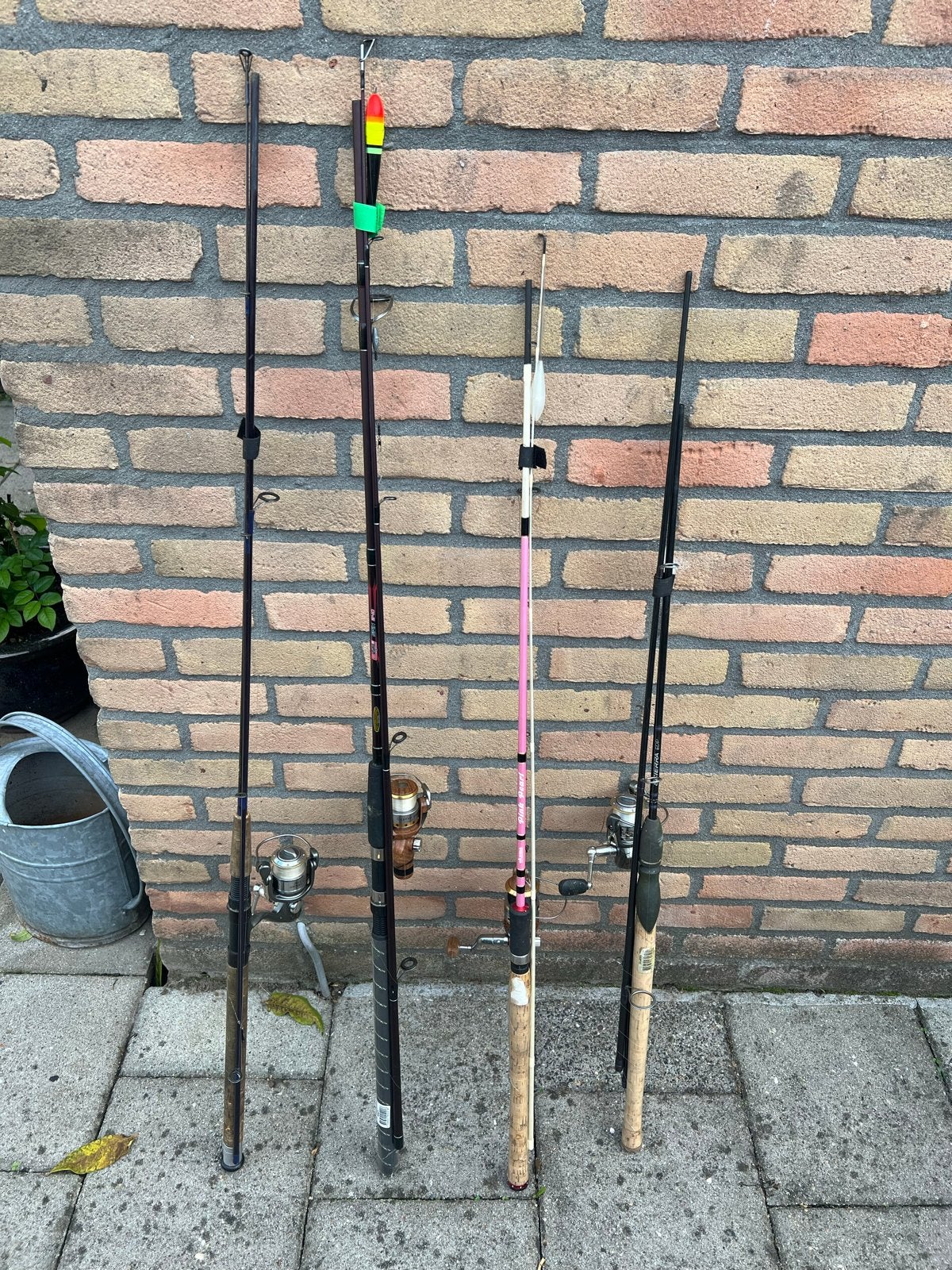 4 complete vishengels met molens - Klaar om te vissen!, Ophalen, Gebruikt, Complete hengel