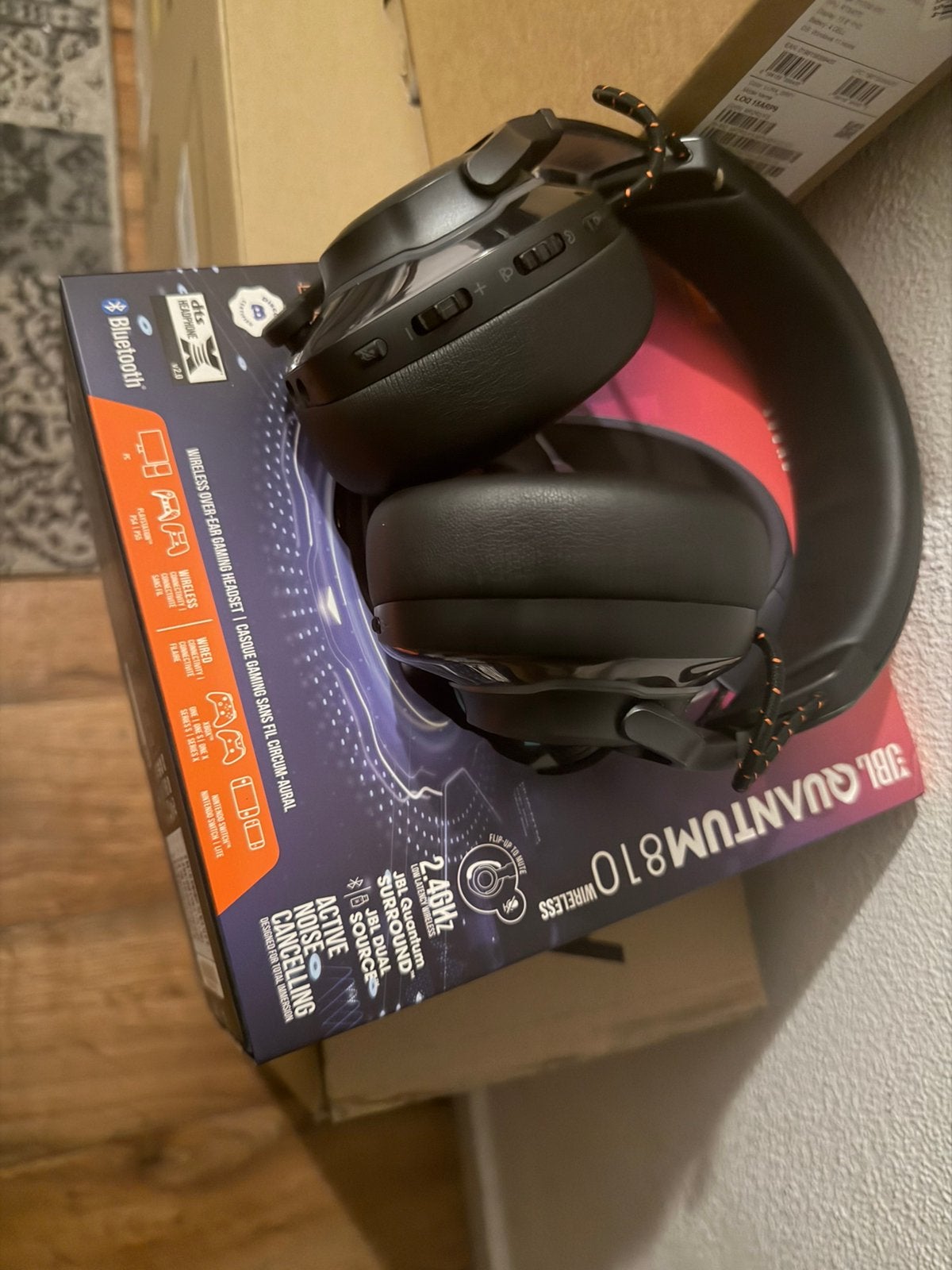 JBL Quantum 810, Computers en Software, Headsets, Ophalen, Gaming headset, Zo goed als nieuw
