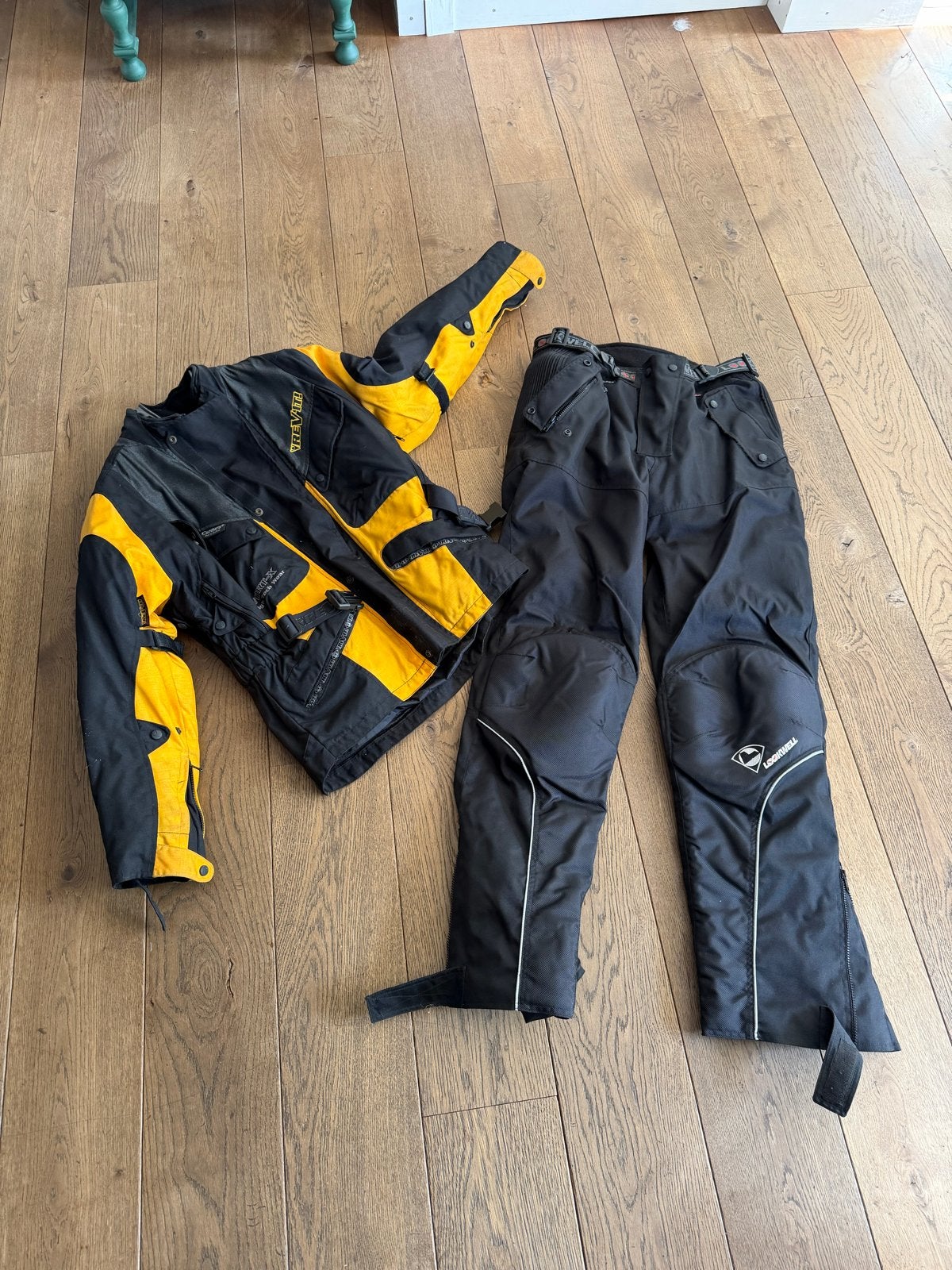 Dames motorpak: Revit jas (S) en Lookwell broek (XL/34), Motoren, Ophalen, Tweedehands, Dames, Combipak