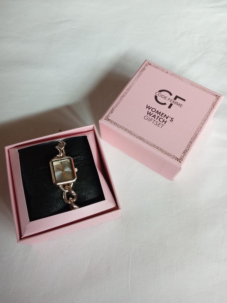 Dames Horloge, Overige merken, Staal, Gebruikt, Verzenden