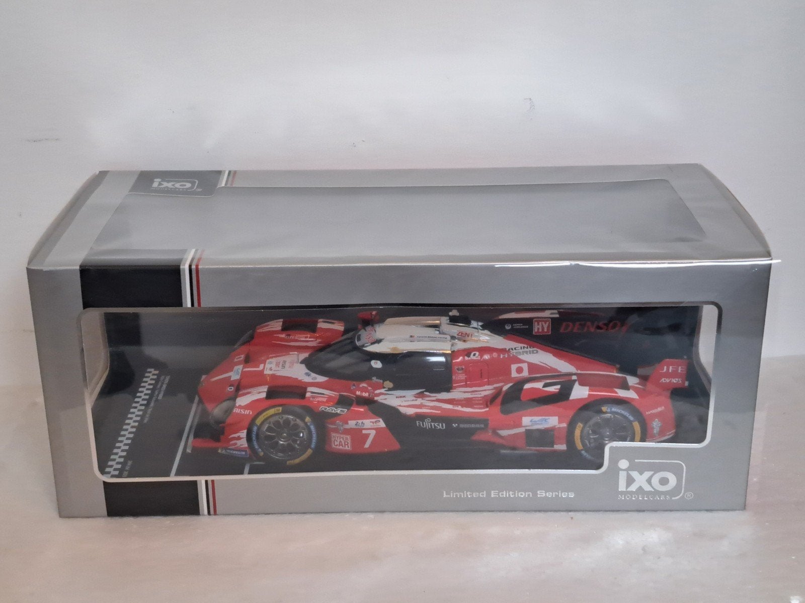 Toyota  GR010 24h Le Mans 2025 Nyck de Vries 1/18 IXO NIEUW, Hobby en Vrije tijd, Modelauto's | 1:18, Ophalen of Verzenden, Nieuw