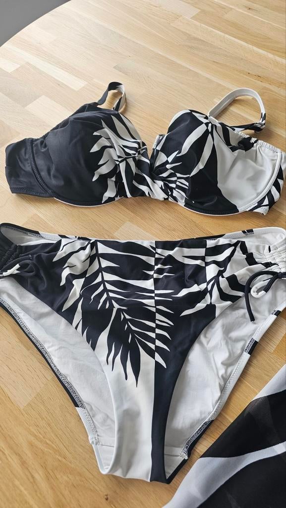 Roidal bikini zwart/wit 42 cup D, Verzenden, Zo goed als nieuw, Zwart, Badpak