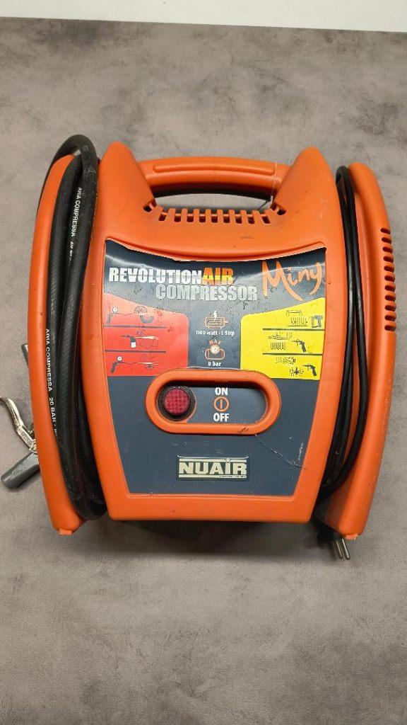 Nuair Revolution miny compressor, Doe-het-zelf en Verbouw, Compressors, Gebruikt, 6 tot 10 bar, Ophalen of Verzenden, Minder dan 200 liter/min
