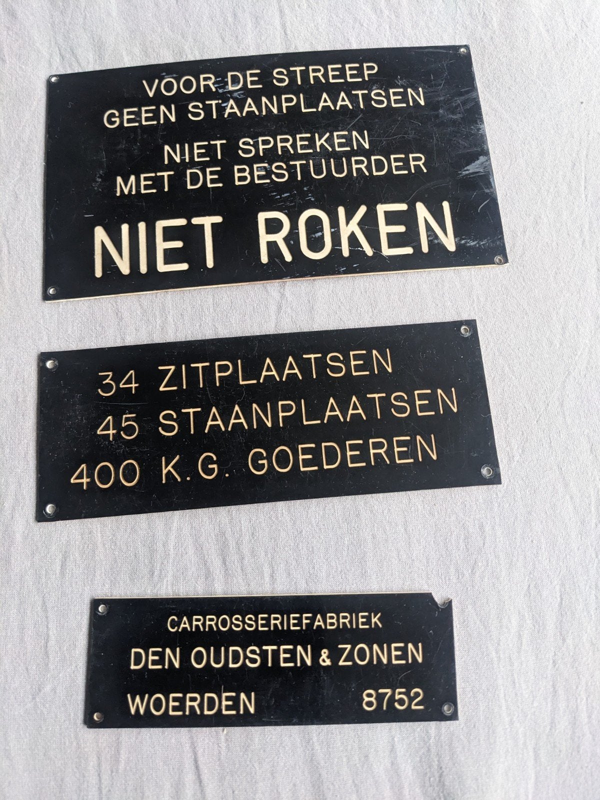Bus bordjes oude streekbus "den Oudsten en Zn", Ophalen of Verzenden, Gebruikt, Bus of Metro, Overige typen