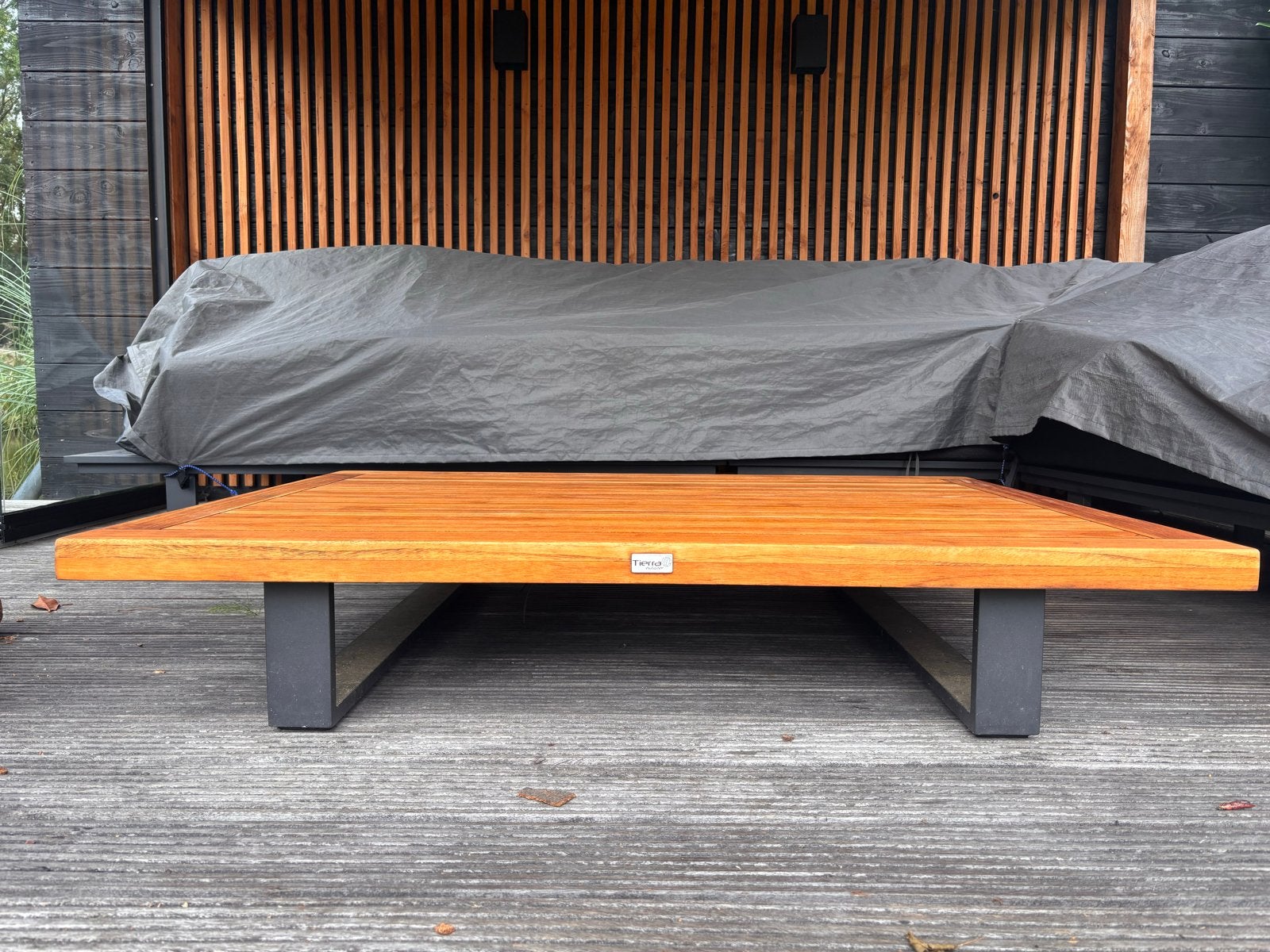 Stevig Tierra Outdoor Teakhouten Salontafel - 140x105x24 cm, Ophalen, Zo goed als nieuw, Rechthoekig, Teakhout