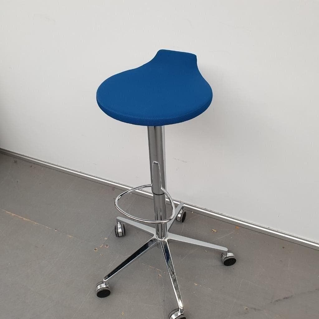 Gispen/Casala hoge design bar krukken - met breukje leuning, Ophalen, In hoogte verstelbaar, 60 tot 90 cm, Gebruikt