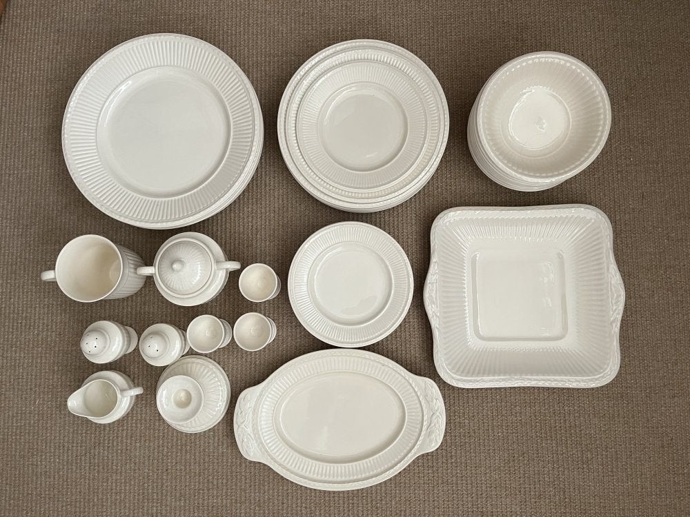 Wedgwood EDME servies | 40 stuks diverse borden schalen, Huis en Inrichting, Keuken | Servies, Ophalen, Overige materialen, Gebruikt