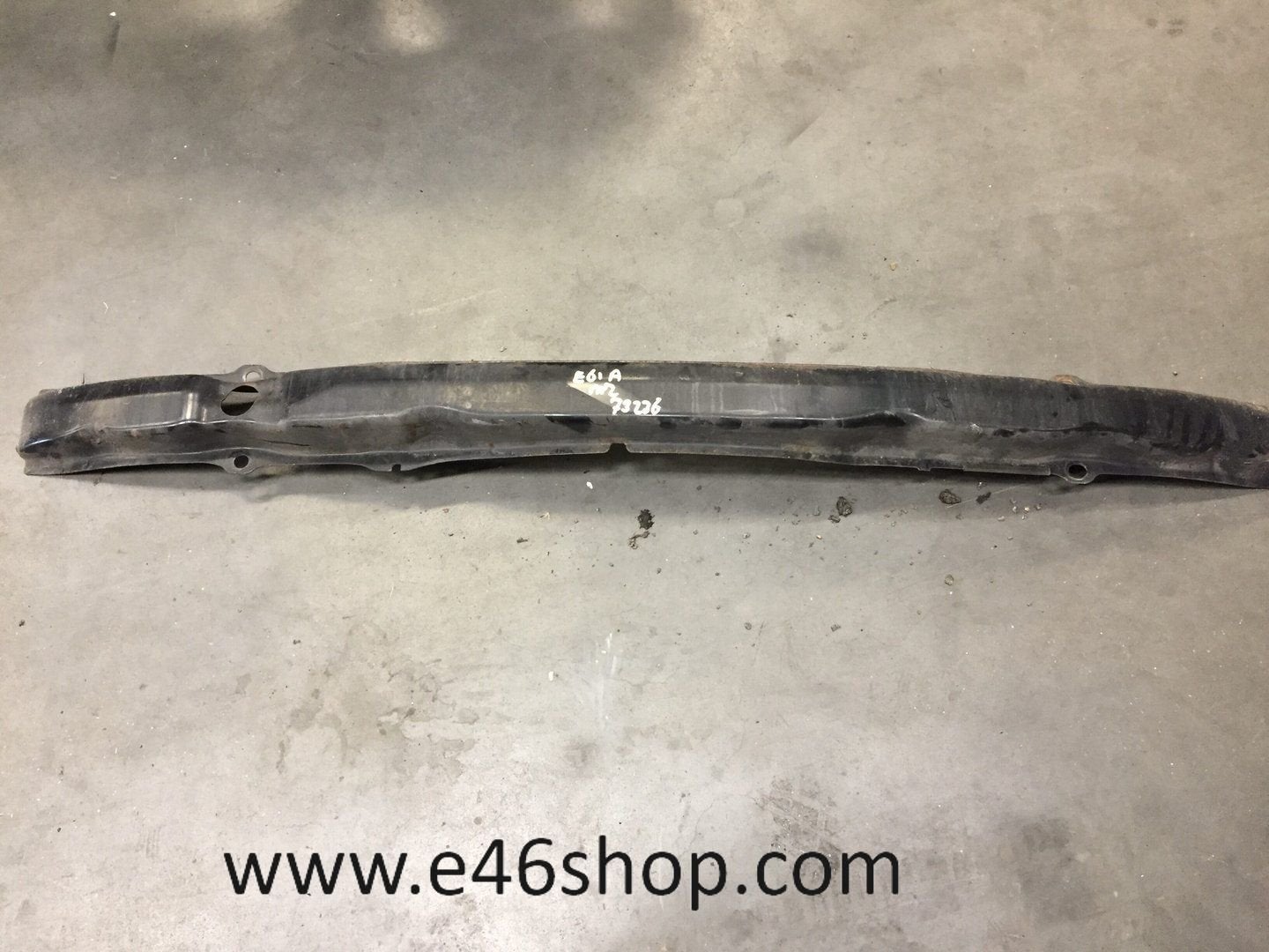 Bumperbalk BMW E60 E61 achterkant oe 51127060788, Gebruikt, -, -, Ophalen of Verzenden