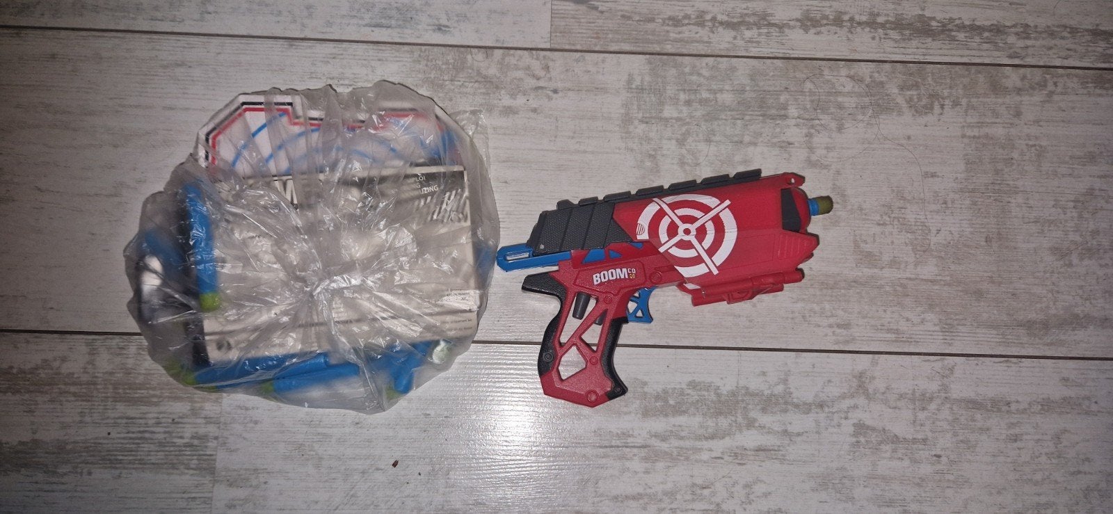 BOOMco nerfgeweer (met pijlen en schietschijf), Ophalen, Zo goed als nieuw