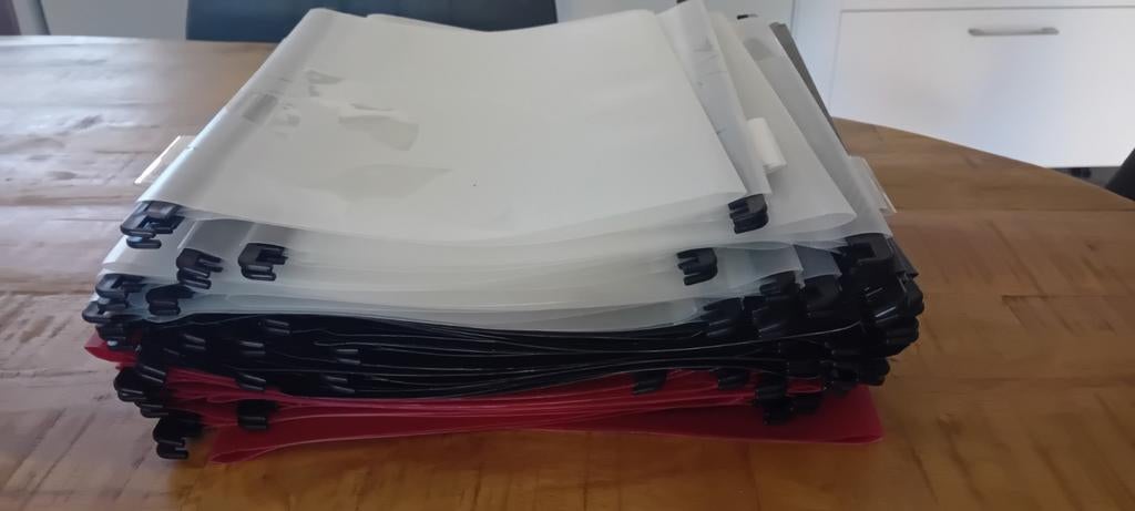 38 gebruikte plastic hangmappen, Huis en Inrichting, Kasten | Roldeurkasten en Archiefkasten, Ophalen of Verzenden, Gebruikt