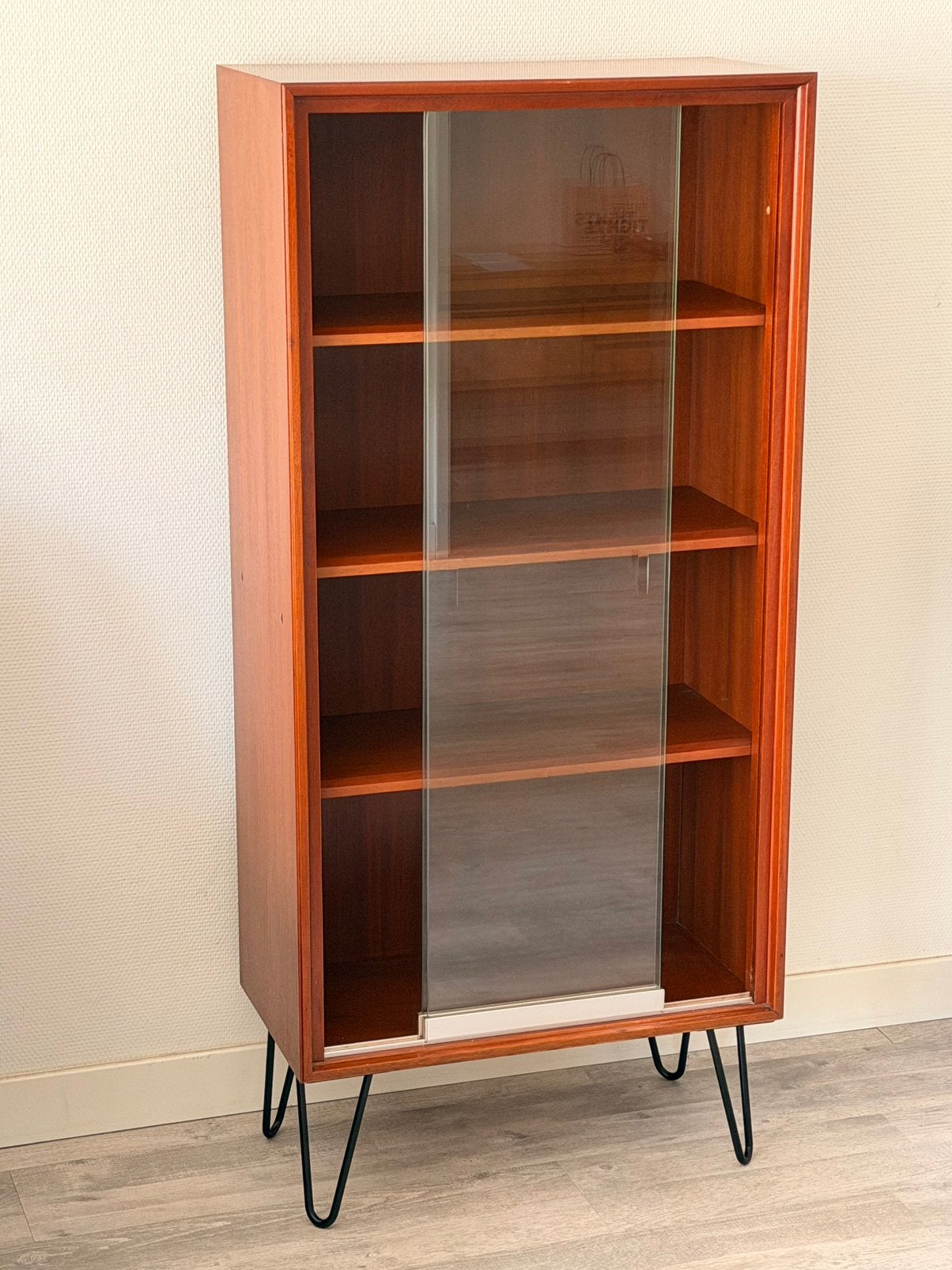 Vintage Formule vitrinekast | wandkast teakhout | jaren 60, Ophalen, Gebruikt, Formule Kempkes, X