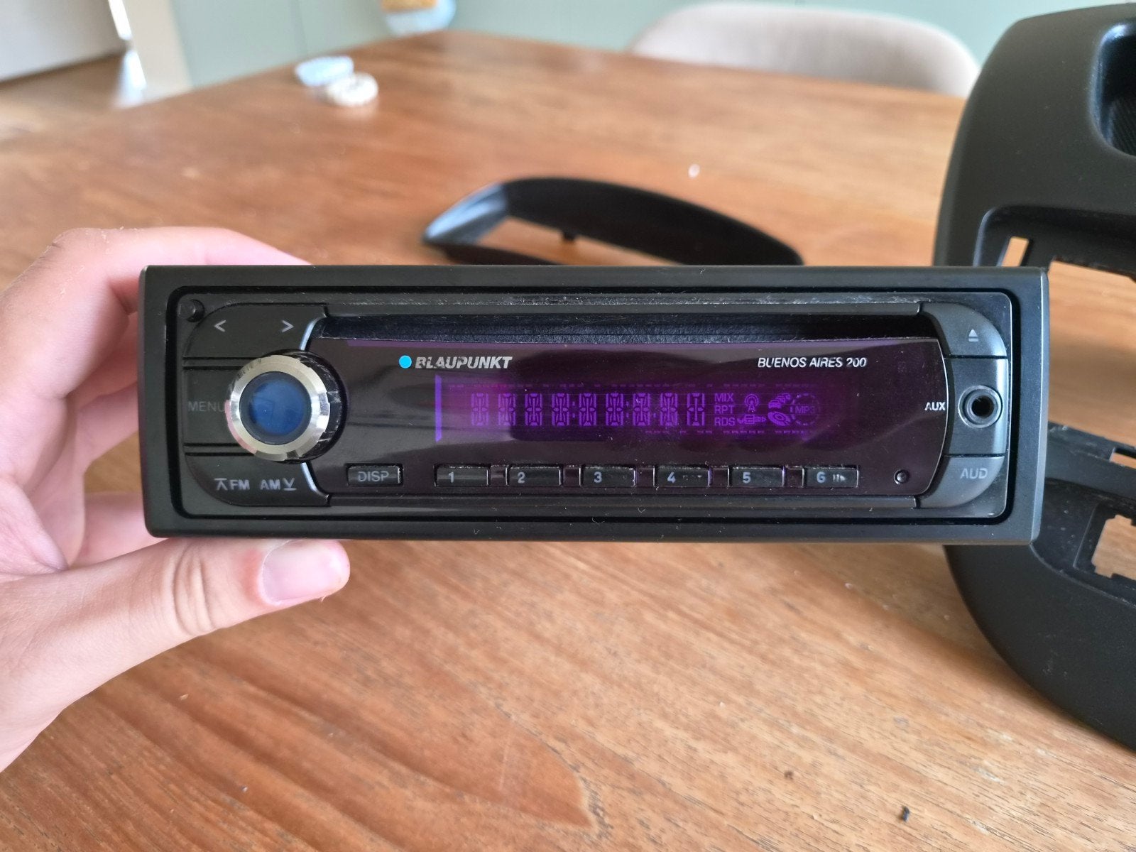 Autoradio Blaupunkt Buenos Aires 200, Auto diversen, Autoradio's, Ophalen of Verzenden, Zo goed als nieuw