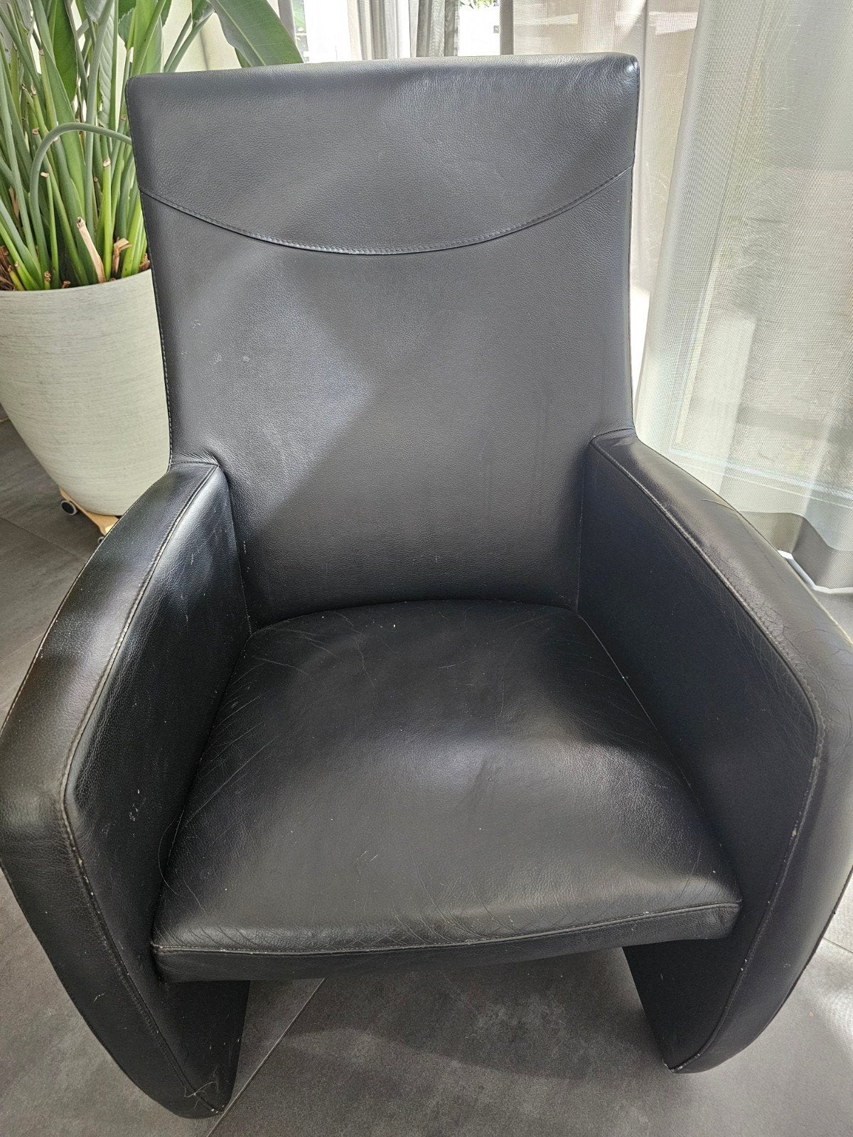 Leolux Lapita 2 stoelen- Gratis afhalen!, Ophalen, Gebruikt, Twee, Zwart