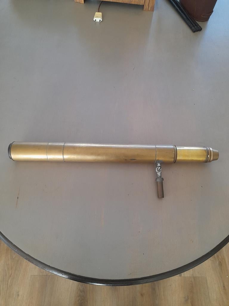 Messing telescoop, Ophalen
