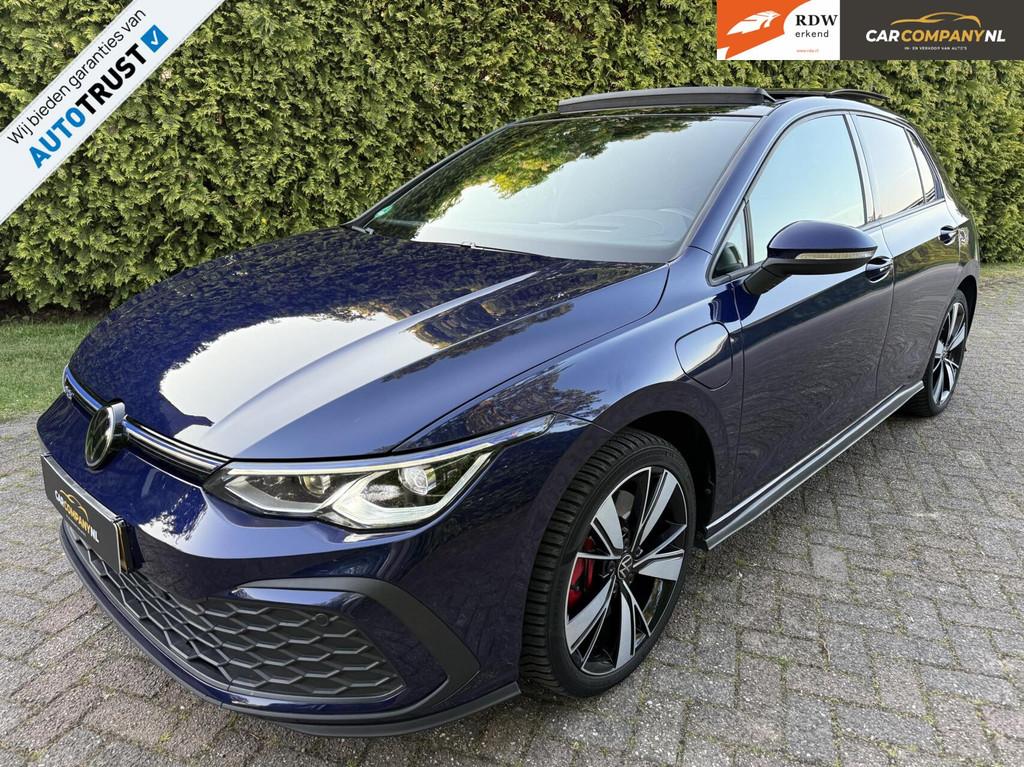 VW Golf GTE| PANORAMADAK| HEAD-UP| IQLights| SFEERverlicht., Stof, Gebruikt, 4 cilinders, Met garantie (alle)