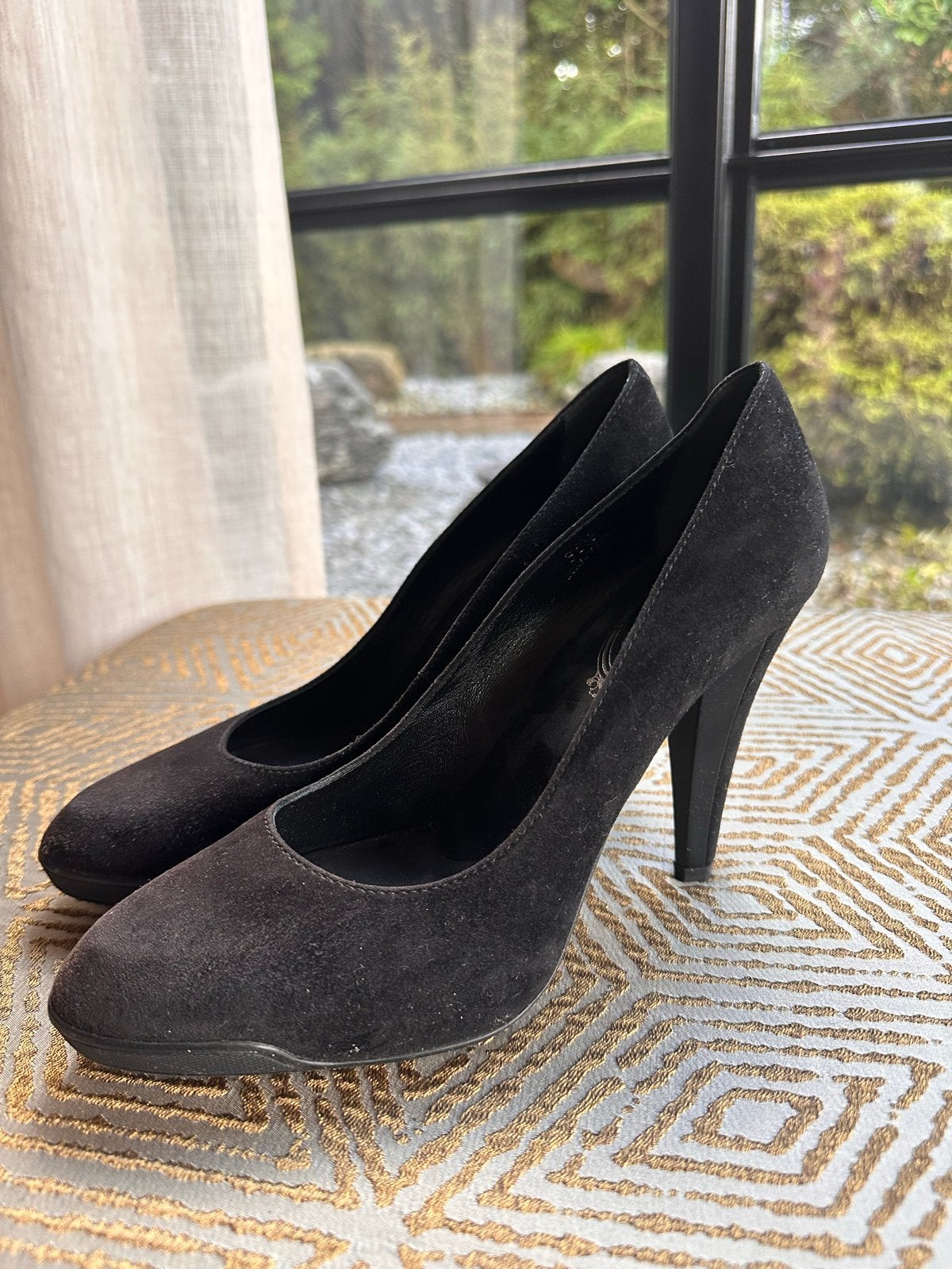 Tods bruine suède pumps - Maat 38.5, Ophalen of Verzenden, Gedragen, Bruin, Pumps