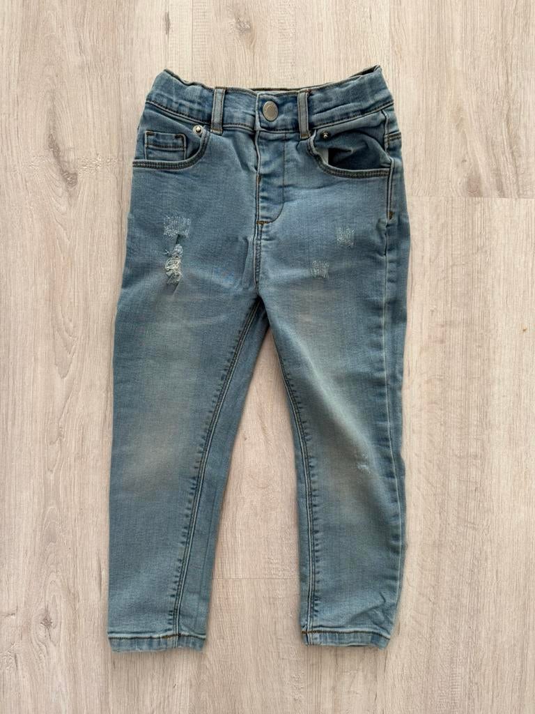 Skinny spijkerbroek lichtblauwe denim jeans Primark 98, Ophalen of Verzenden, Zo goed als nieuw, Jongen of Meisje, Broek