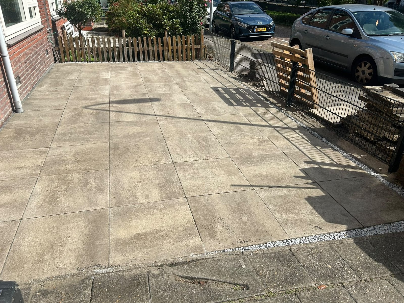 Tuinman  – Bestrating, Schutting &Tuinonderhoud, Bestrating