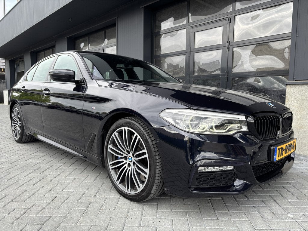BMW 5 Serie 540i High Executive M Sport Pano Harman Kardon, Automaat, Gebruikt, 2000 kg, Automatische klimaatregeling