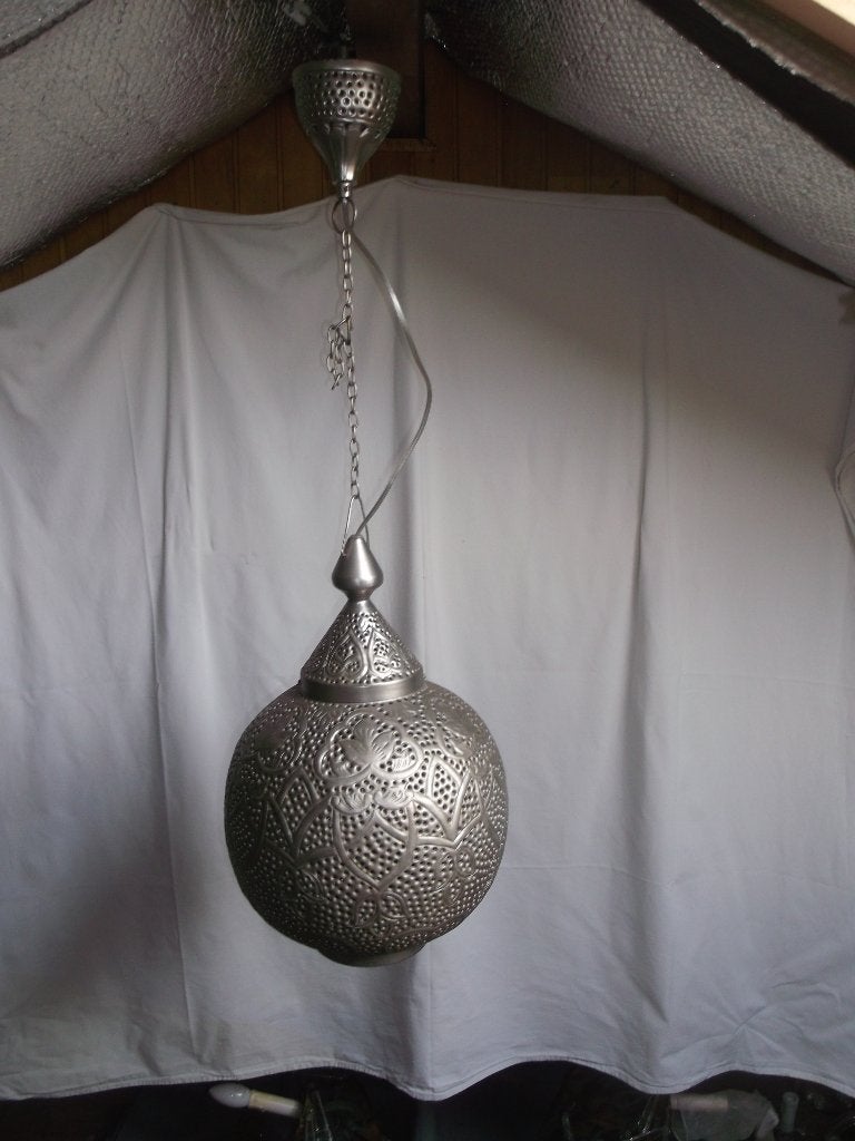 Oosterse lamp, Huis en Inrichting, Ophalen of Verzenden, Gebruikt, Overige materialen, E27 (groot)