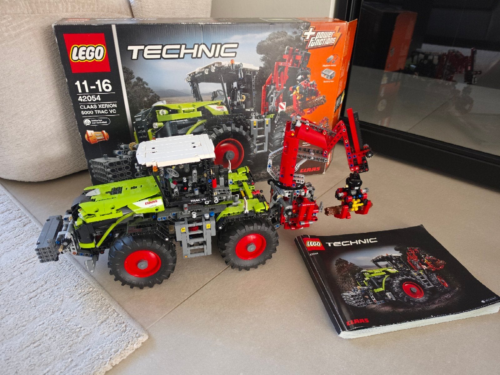 LEGO Technic CLAAS XERION 5000 TRAC VC – 42054, Kinderen en Baby's, Speelgoed | Duplo en Lego, Ophalen of Verzenden, Zo goed als nieuw
