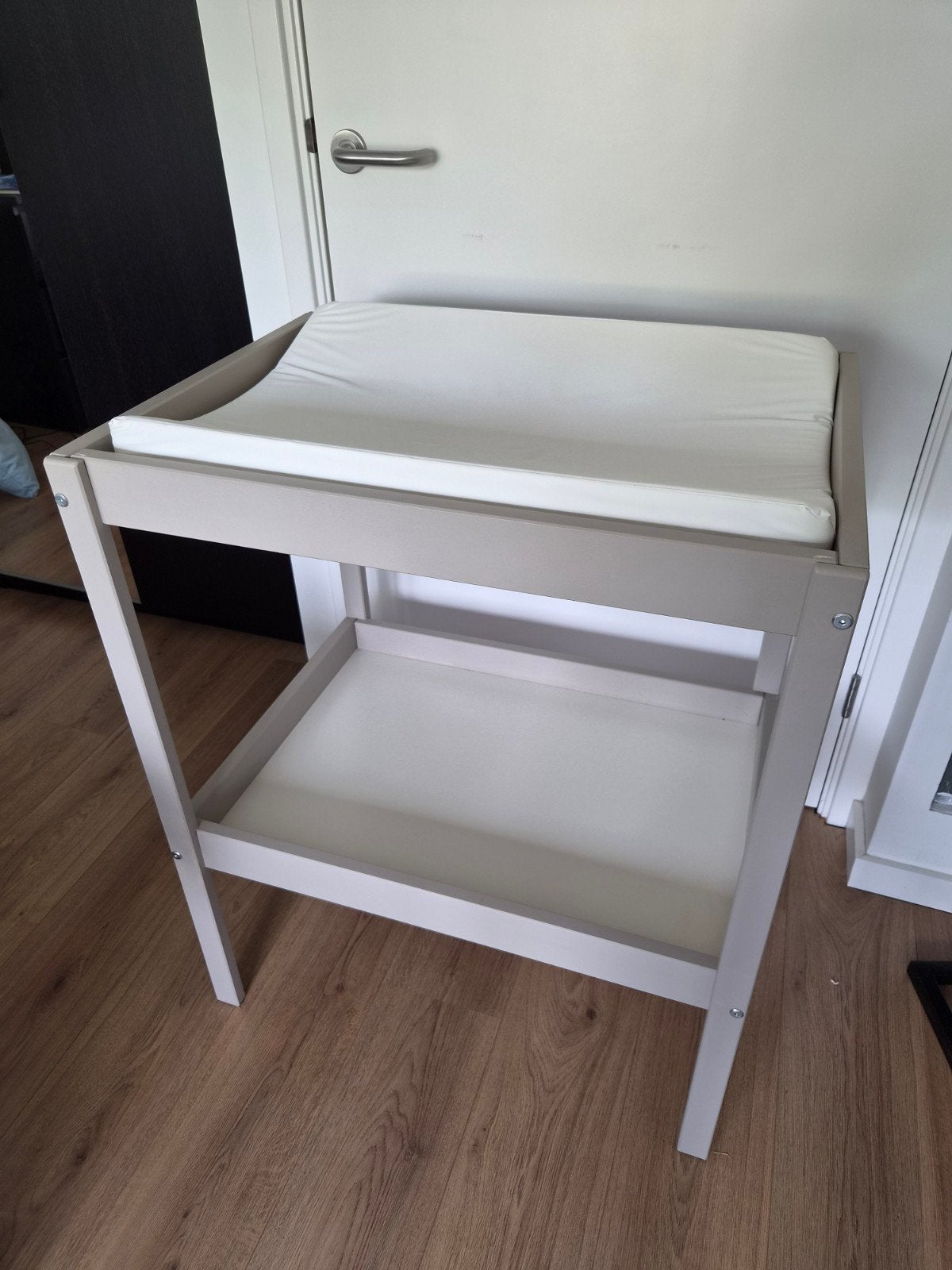 Ikea Sniglar commode met aankleedkussen en gratis doeken, Gebruikt, Minder dan 75 cm, 50 tot 70 cm, Commode