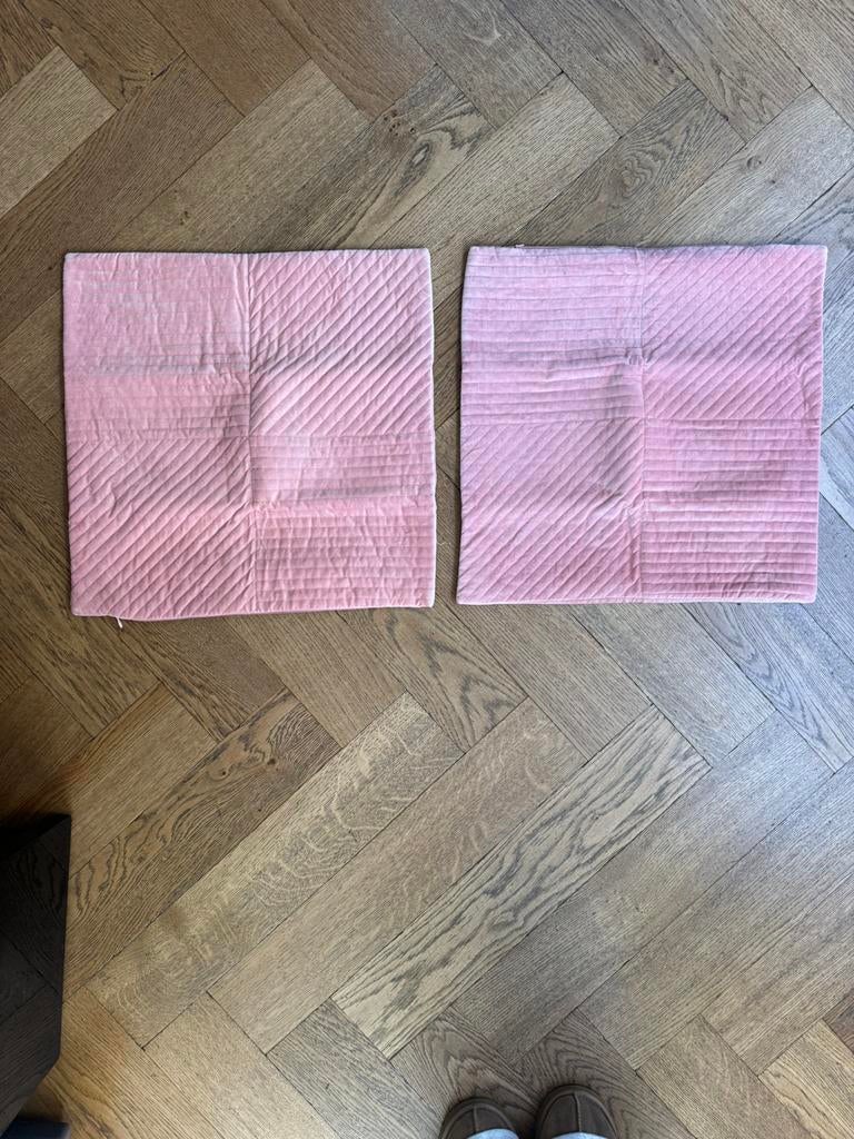 Kussensloop roze, Ophalen, Gebruikt