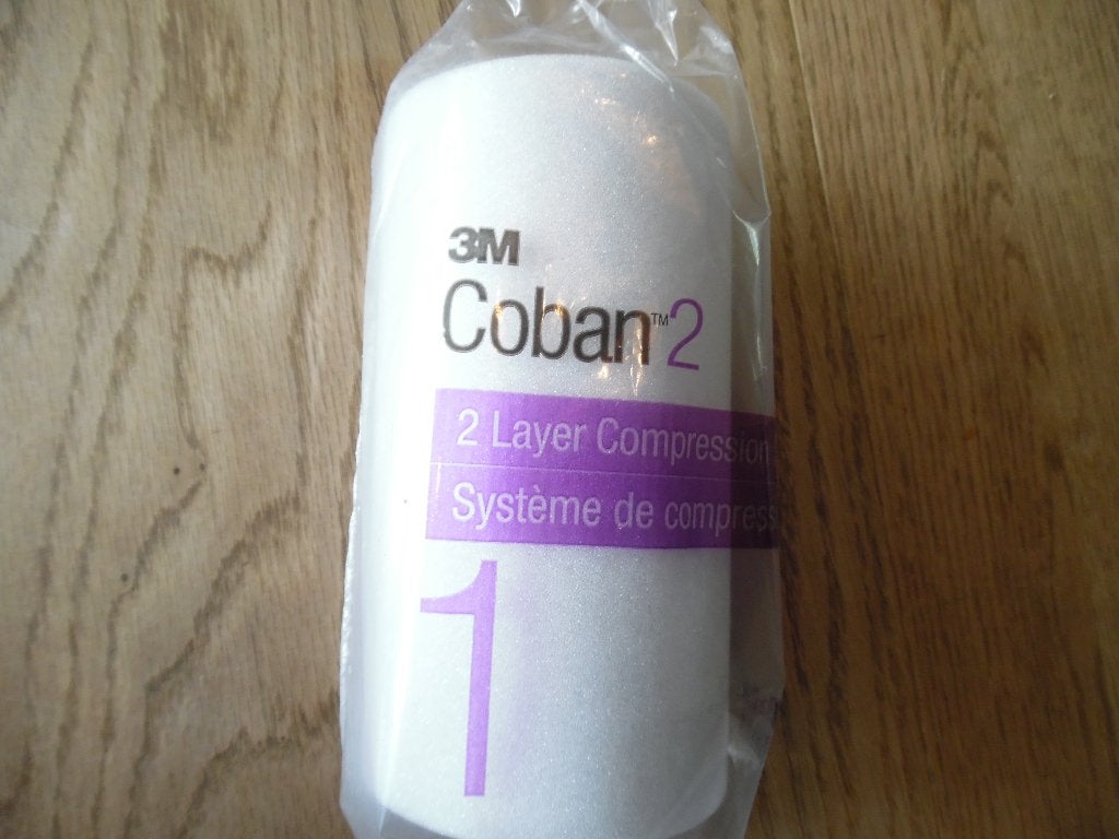 5 rollen nieuwe compressie zwachtel Coban 2 15 cm br 3.5 m, Ophalen of Verzenden, Nieuw