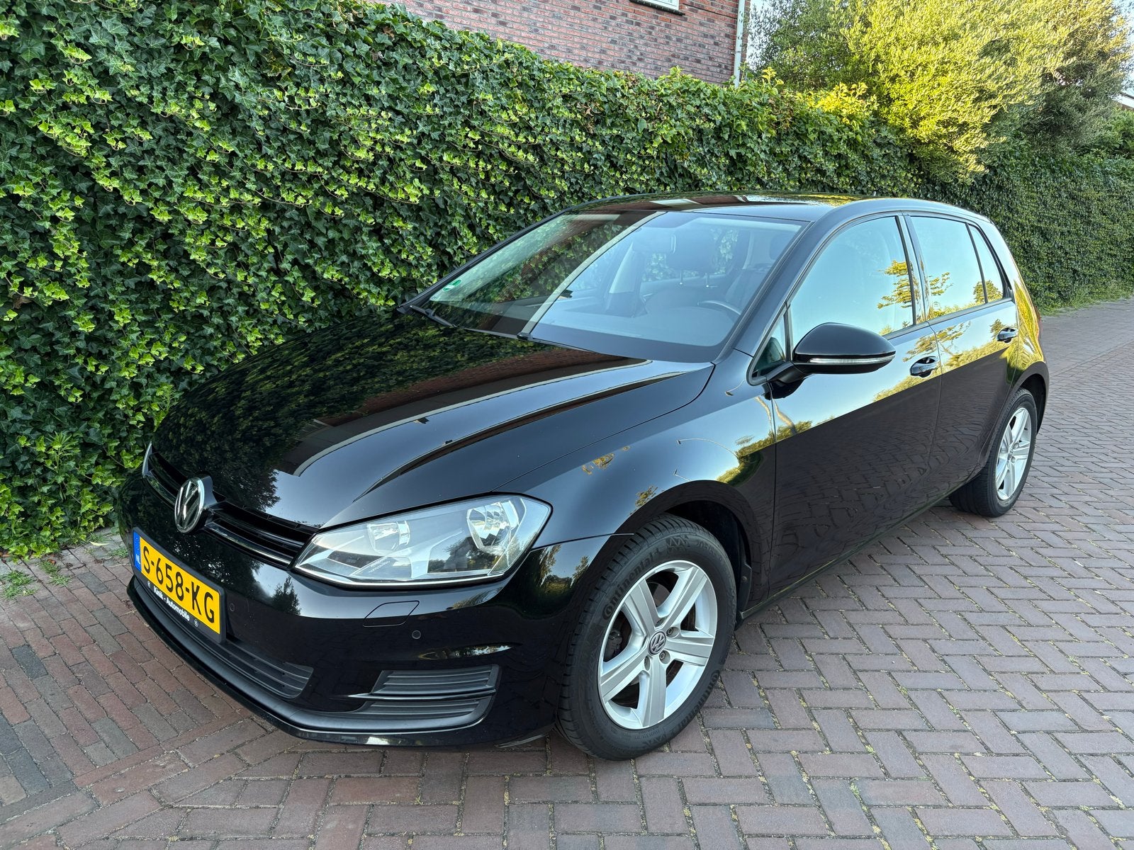 VW Golf 7 1.2 TSI 2014 Highline, Auto's, Volkswagen, Particulier, Golf, Benzine, Hatchback, Handgeschakeld, Geïmporteerd, Zwart