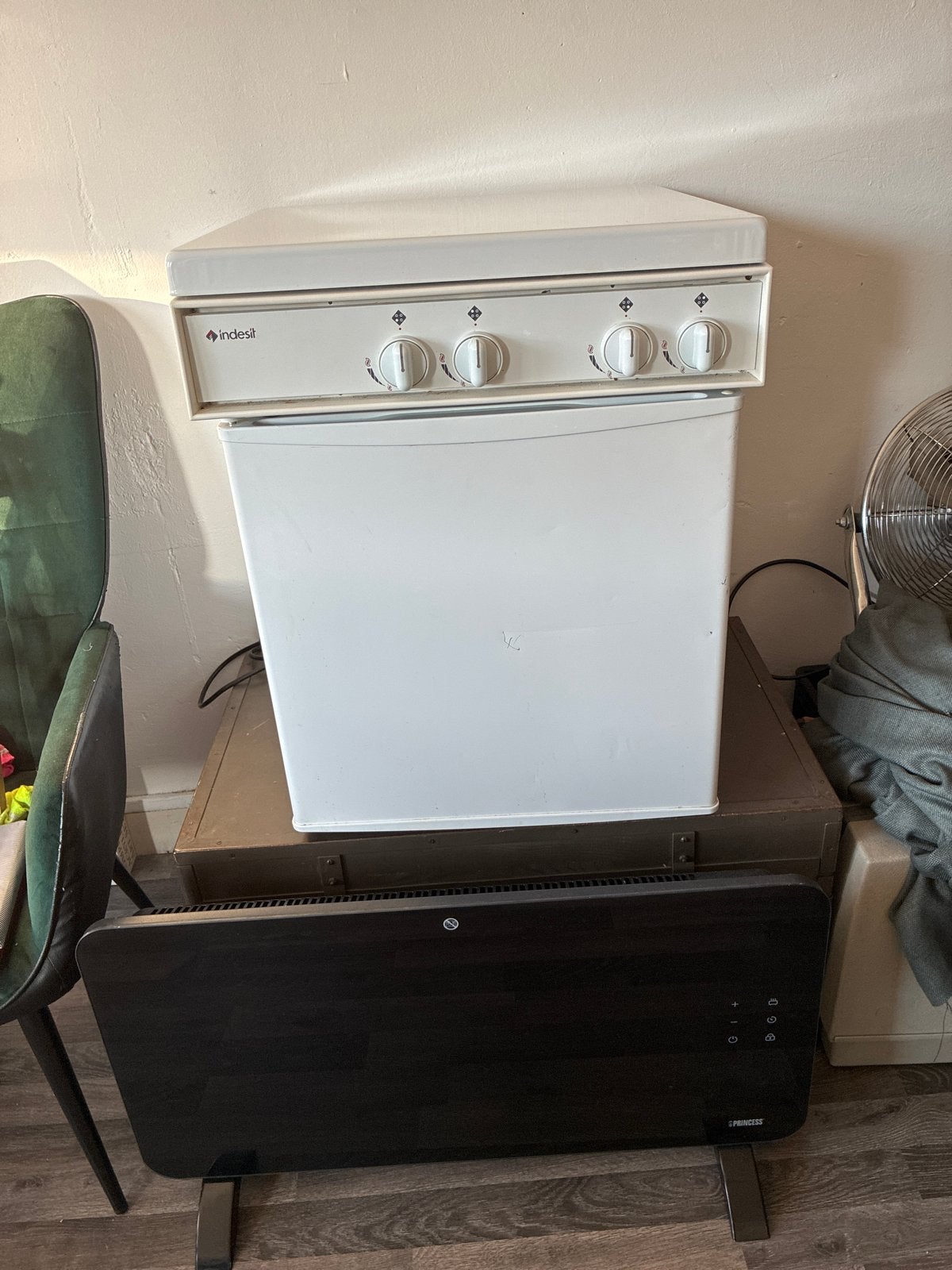 Princess Elektrische Verwarming, Indesit Koelkast & Gasfornu, Witgoed en Apparatuur, Fornuizen, Ophalen, Gebruikt, 45 tot 60 cm