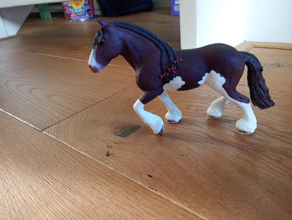 Schleich paard Clydesdale merrie, Ophalen of Verzenden, Zo goed als nieuw, Paard, Beeldje of Figuurtje