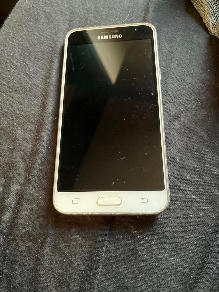 Samsung Galaxy J3 (2016) - Wit, Telecommunicatie, Mobiele telefoons | Samsung, Ophalen, Gebruikt, Wit, Overige modellen