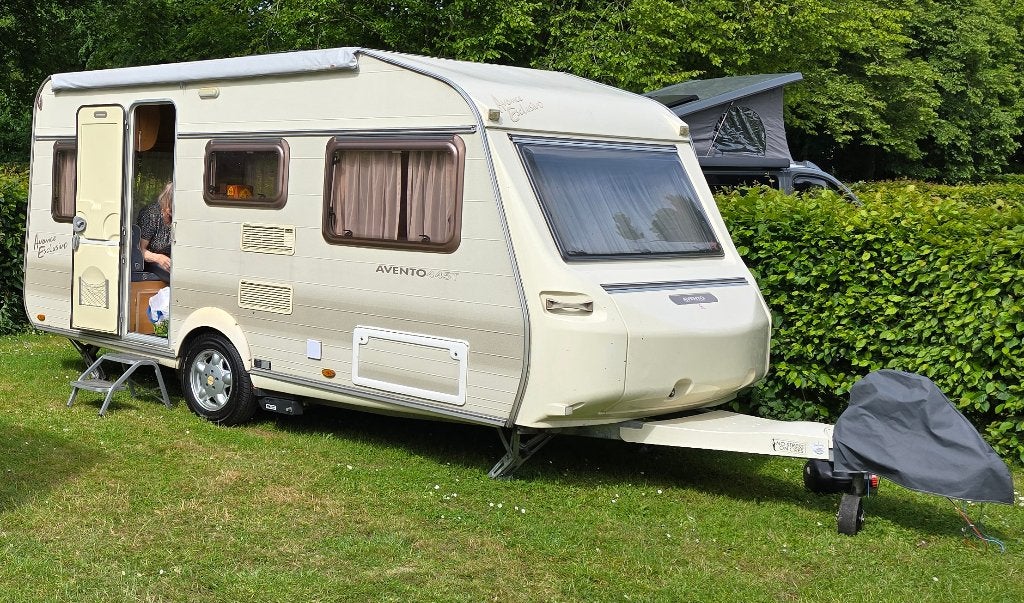 Avento Avance Exclusivo 2007, Vast bed, Standaardzit, Particulier, 6 tot 7 meter